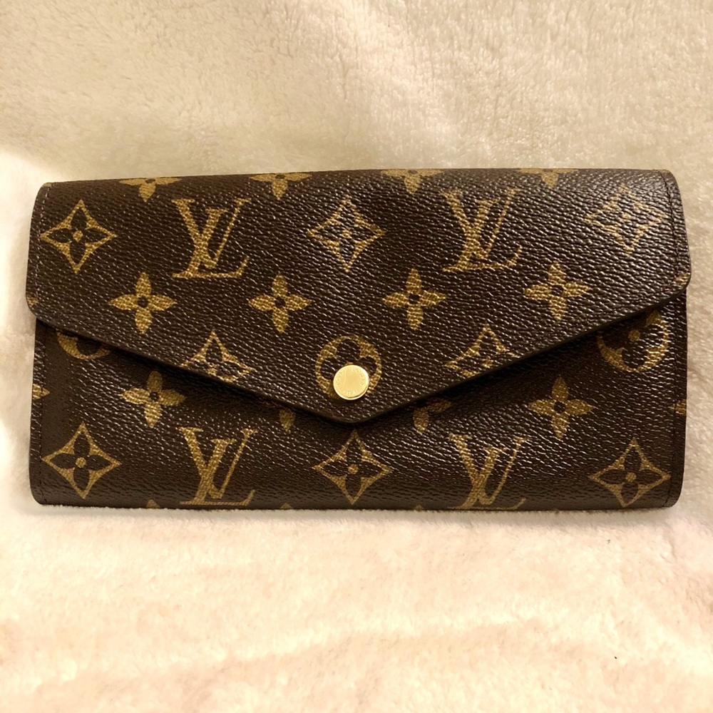 Louis Vuitton Sara Wallet